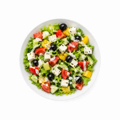 Insalata Venezia grüner Salat, Paprika, Oliven, Tomaten, Gurken und Feta - mit Haus-Dressing