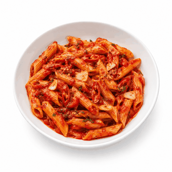 Penne Arrabbiata (scharf) mit frischem Knoblauch, scharfer Peperoni und Tomatensauce