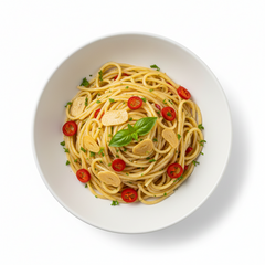 Spaghetti AOP mit Knoblauch, Peperoni und Olivenöl